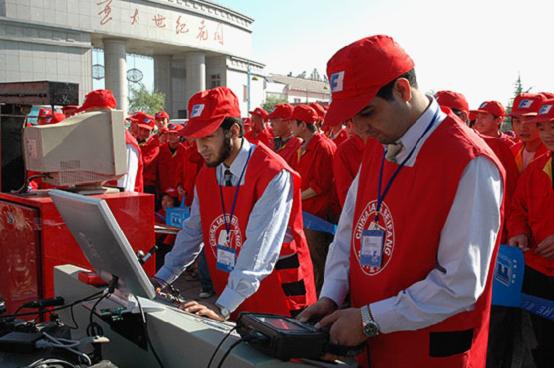 北方把學(xué)校放進(jìn)了市場，自主發(fā)展培養(yǎng)出眾多尖端人才.jpg