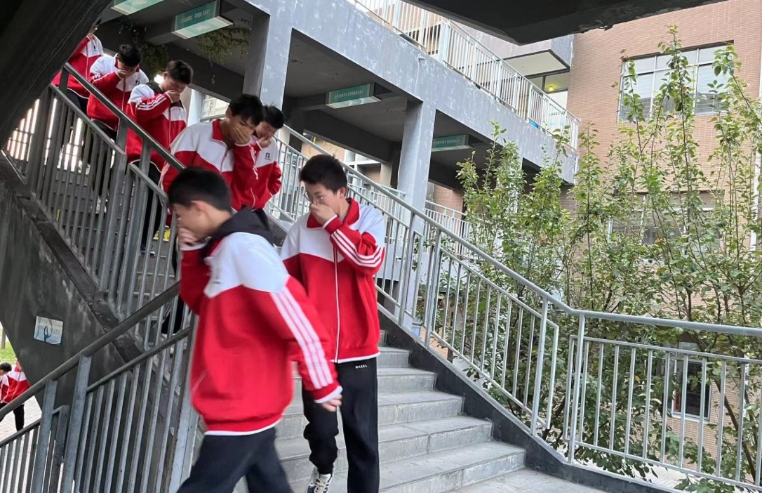 邯鄲北方職業(yè)技術(shù)學(xué)校消防演習(xí)