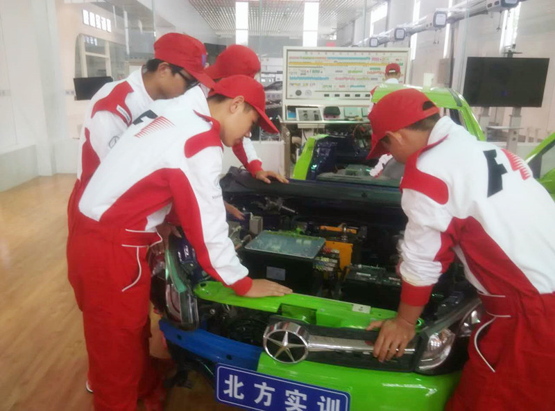 北方新能源電動(dòng)汽車